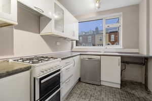 Kitchen- click for photo gallery